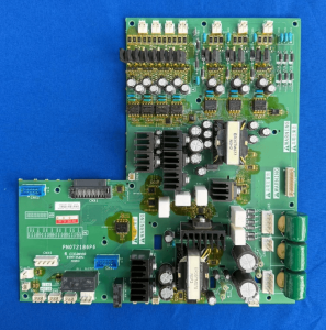 Schneider PN072186P7 power driver board ATV61 ATV71 front view