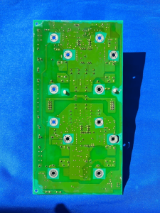 Schneider PN072125P3 board components and connectors