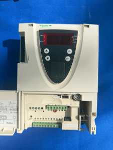 Schneider VX4A61100Y model label closeup