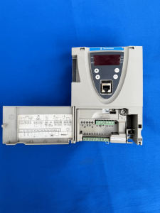 Schneider VX4A61100 board components and connectors