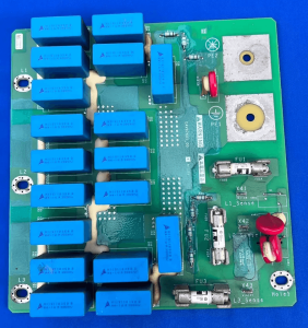 Schneider EAV97601_00 RC snubber network and PCB detail