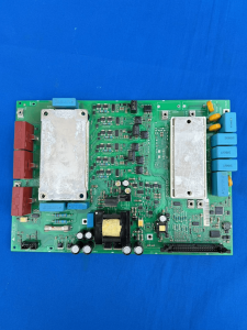 Danfoss 130B6068 power driver trigger board FC102 front view