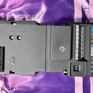 Siemens 1790L811A terminal I/O signal board MM440 MM430 front view