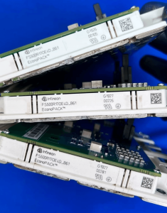 Infineon FS500R17OE4D_B61 IGBT module 1700V 500A EconoPACK plus D detail
